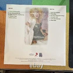Cyndi Lauper Hand Signed Photo & Merry Christmas. Nice Life Green Vinyl Record