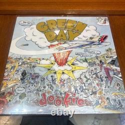 GREEN DAY Dookie Rare LP Vinyl Record Iconic 90s Pop-Punk Masterpiece used